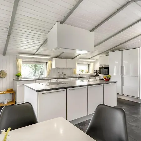 Holiday home Janita - 800m From The Sea In Western Jutland By Interhome