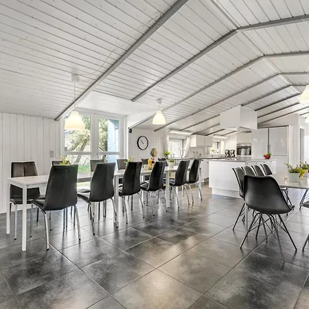Janita - 800m From The Sea By Interhome