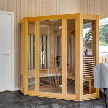 Ferienhaus Janita - 800m From The Sea By Interhome *