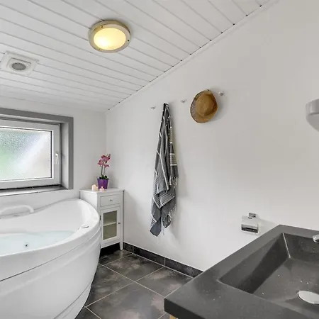 Janita - 800m From The Sea By Interhome Vejers Strand